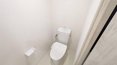 【トイレ】 | ふぁみーゆ寝屋川セントラルパークC棟 | トイレも新調済みでキレイです！