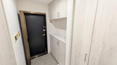 【玄関】 | ふぁみーゆ寝屋川セントラルパークC棟 | シューズボックスがあるので、玄関周りがスッキリします！