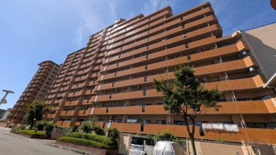 【外観】 | ふぁみーゆ寝屋川セントラルパークC棟 | JR片町線『寝屋川公園』駅まで徒歩8分！