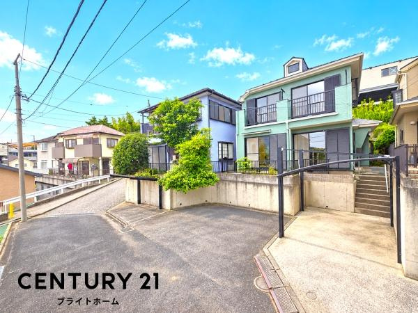 横浜市港南区上永谷２丁目の中古一戸建の前面道路含む現地写真|陽当りの良さ、住環境を現地にてご確認下さい！
周辺環境も合わせてご案内させていただきます！