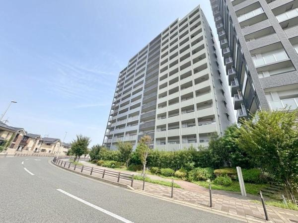 【その他】 | ビッグカーサ堺しらさぎ駅前 towercasa E | ■毎週土・日・祝のご対応可能■
お忙しい方も、お仕事前やお仕事帰りなどお客様のご都合に合わせてご案内致します！キッズルーム・駐車場完備！