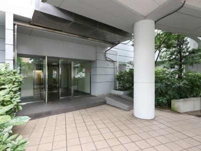 【エントランス】