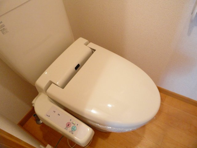 ファイン・ハル・エ－ル　Ⅳのトイレ|トイレもきれいです