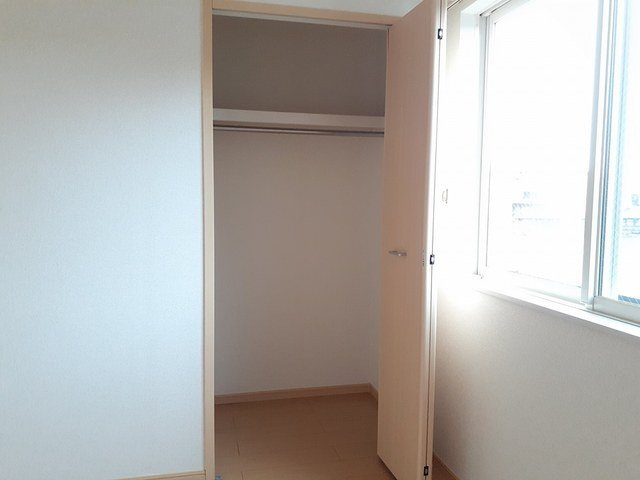 フローラ　Ａの収納|大きなものも収納できそうです