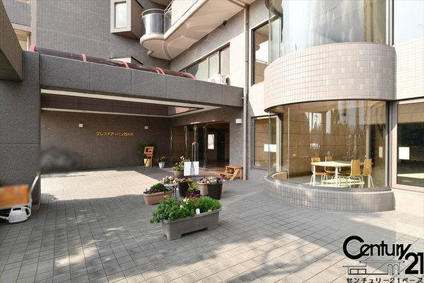プレステアーバン西大和のエントランス|■現地撮影写真■広々した現地エントランスです！