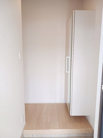 ピエール　ヴィラージュの玄関|落ち着いた玄関です
