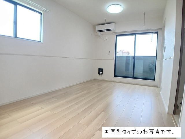 ルミエールの居間・リビング