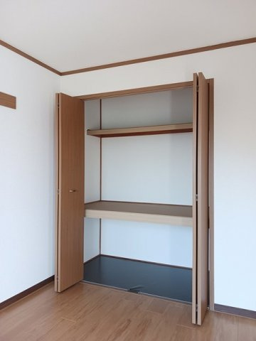 リバーシティＢの収納