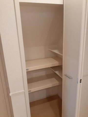 プロスペリタ土原の収納