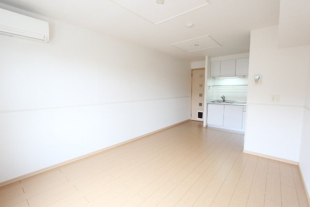 エボルシオン東光　Ａの居間・リビング