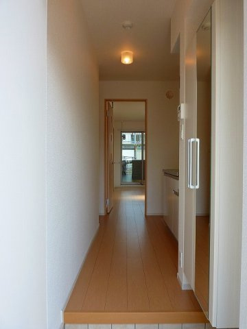 ラフィネ江戸川台の玄関