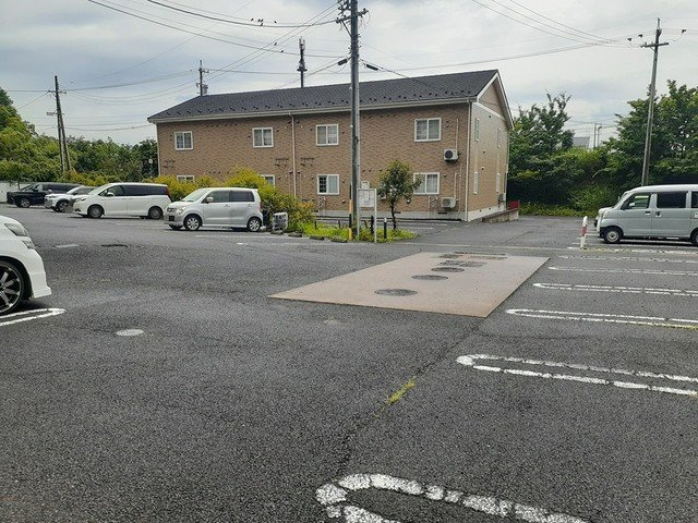 グランデュール　Ｂの駐車場