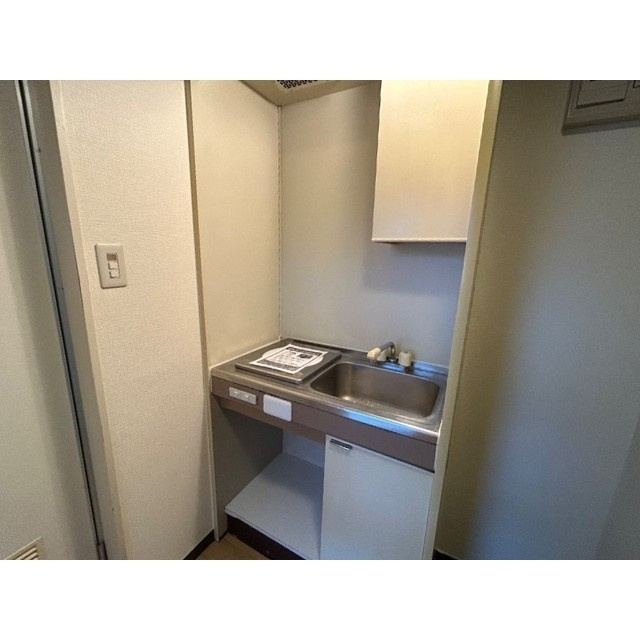 ローズアパートメント泉10番館のキッチン