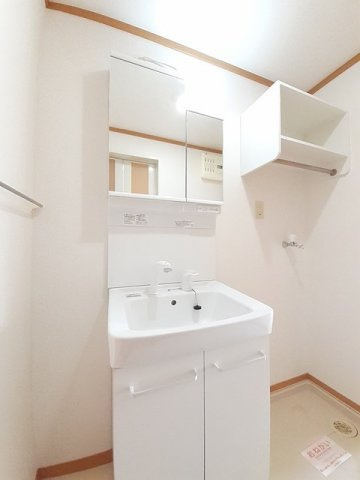 クレメント余戸Ｃの洗面所