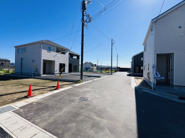 高浜市新明町6丁目5-30他『仲介手数料無料』新築一戸建て・建売の前面道路含む現地写真