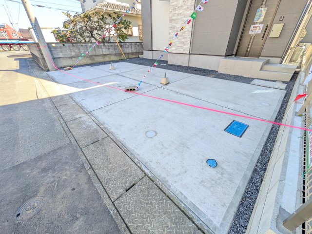 日立市川尻町　8期　新築戸建ての駐車場|駐車は3台可能です♪