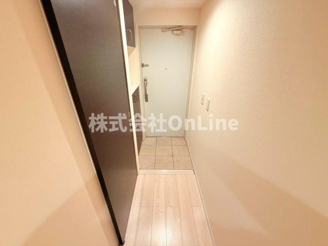 八尾市跡部北の町１丁目の賃貸マンションの玄関