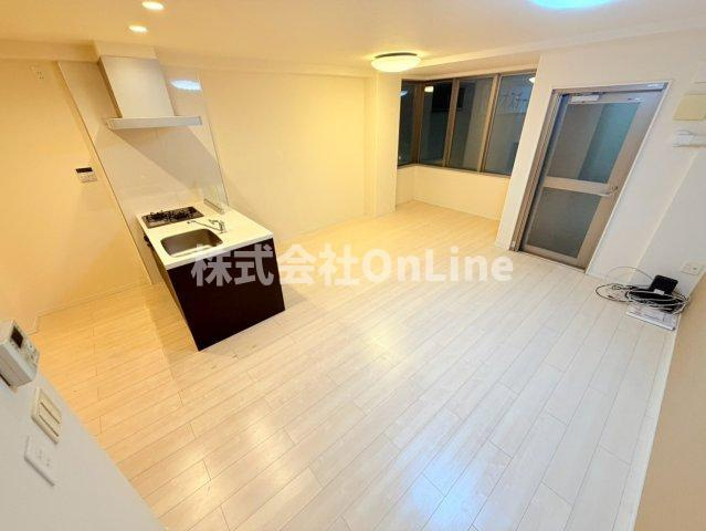 八尾市跡部北の町１丁目の賃貸マンションの居間・リビング
