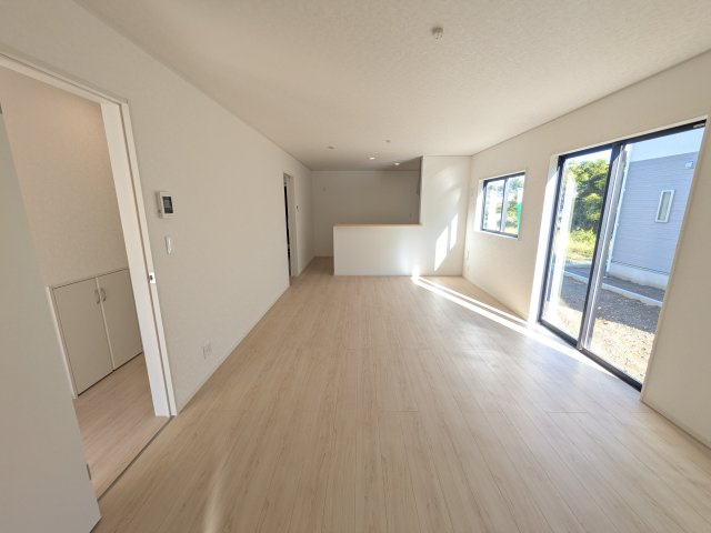 常陸太田市増井町　第1　新築戸建て　2号棟の居間・リビング