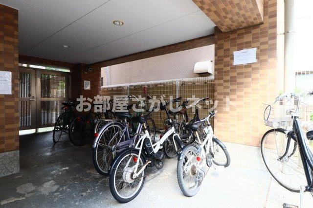 プレール代々木公園【おとり物件なし】のその他共用部分|駐輪場
