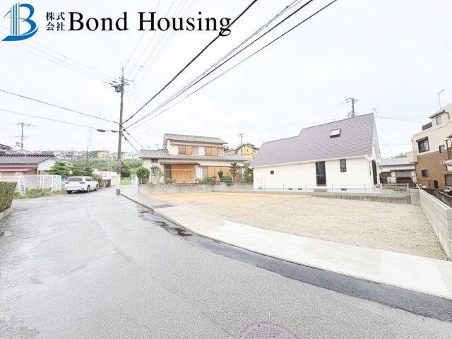 敷地面積約57坪　魚住町金ケ崎1期　新築戸建の前面道路含む現地写真