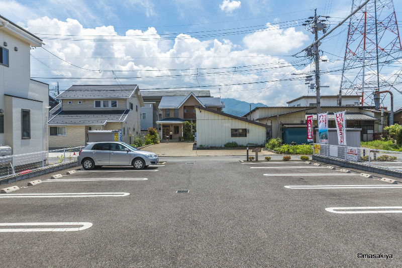 フィオーレ本郷の駐車場|駐車場