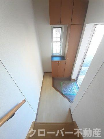 サン・ハロー　Ａの玄関