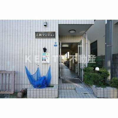 【エントランス】 | 三桃マンション | 清潔なエントランスです