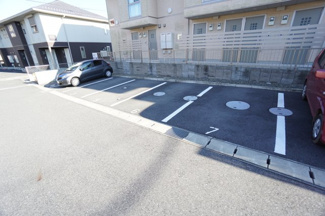 【駐車場】 | ワイズスクエアB