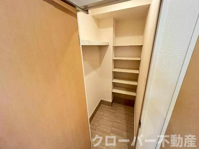 アルファ・スターの収納|シューズクローク