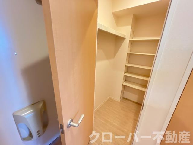 アルファ・スターの収納|シューズクローク
