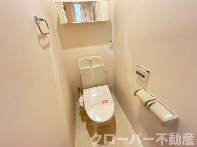 アルファ・スターのトイレ|シャワー付トイレ
