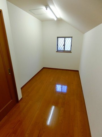 若草町戸建ての内装