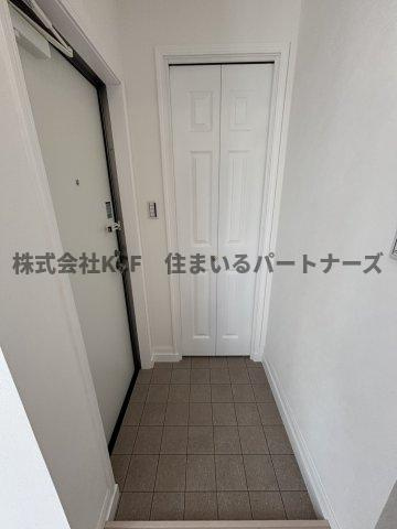 ローズコートの玄関