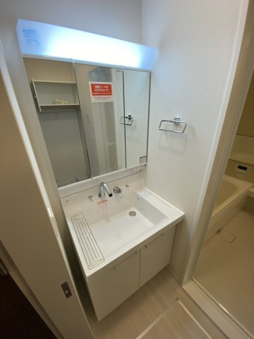 サニーコートの洗面所|※別の間取りのお部屋のお写真です※