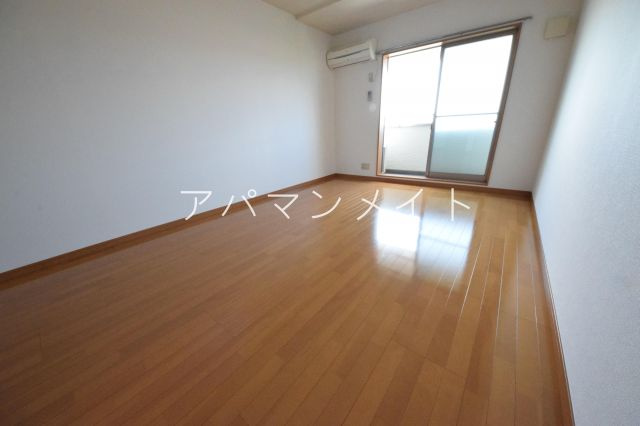 【居間・リビング】 | 戸塚周辺ならアパマンメイトへＬｅｔｓ Ｇｏ ！