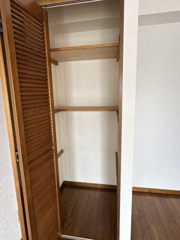 ヴィラ園生の収納