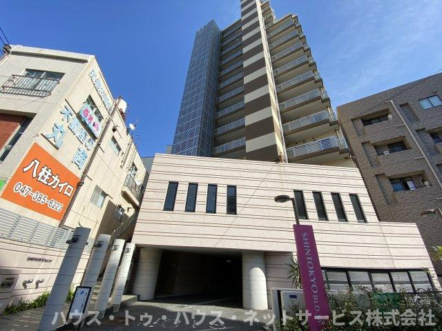 第14シントウキョウビルの外観