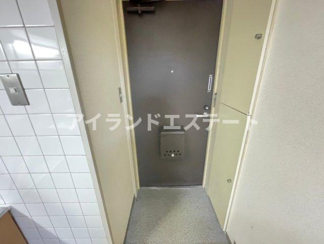 エクセルハイム駒沢　駅近　陽当たり良好　事務所相談可の玄関