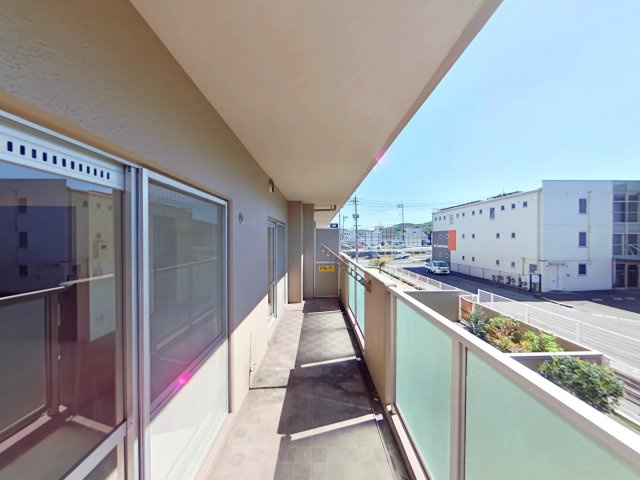 サーパス藤原西町のバルコニー