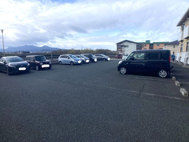 リバーサイドキタカミの駐車場