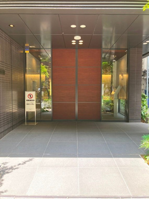 【エントランス】 | インプレスト東京八丁堀ル・サンク