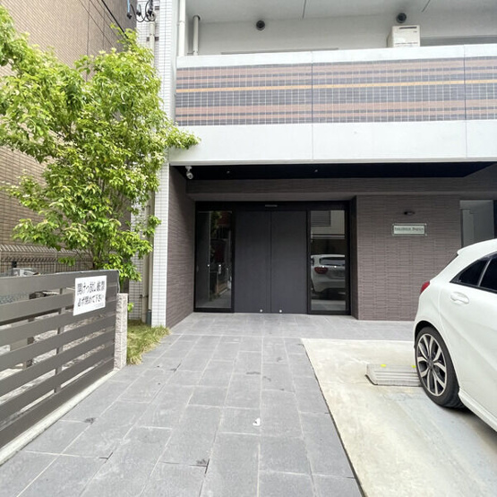 【エントランス】 | Residence Nagoya