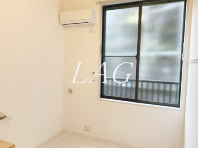 【居間・リビング】 | アザーレ・Ｙ | 洋室のお部屋です。