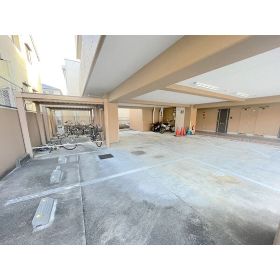 【駐車場】 | UNAX名東