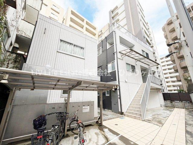 ヴィラ・グランディオ東本町の外観