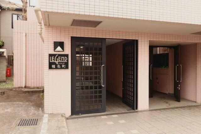 レジェンド椎名町のエントランス
