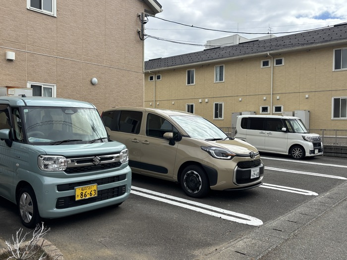 プラム　C棟の駐車場