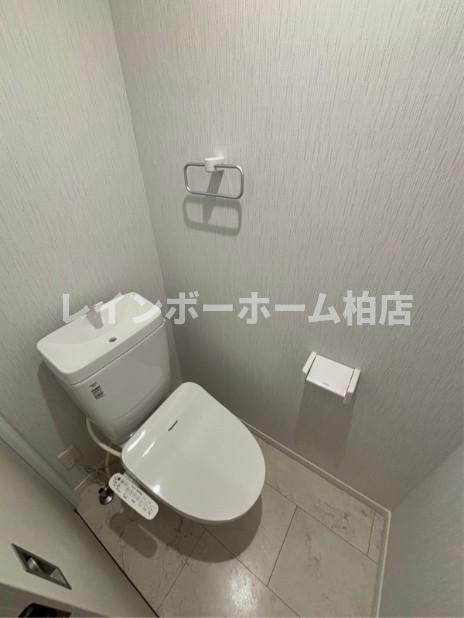 特典：仲介手数料が無料です!!のトイレ|温水洗浄便座です