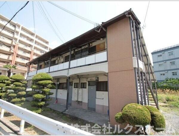 塩田コーポのエントランス